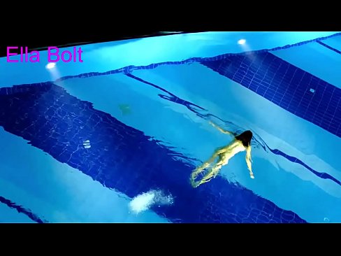 ❤️ Não consigo parar de observar, jovem loira apanhada nadando nua na piscina do resort ELLA BOLT ❤❌ Porno vídeo em pt-br.analizatorkrovi.ru ❤